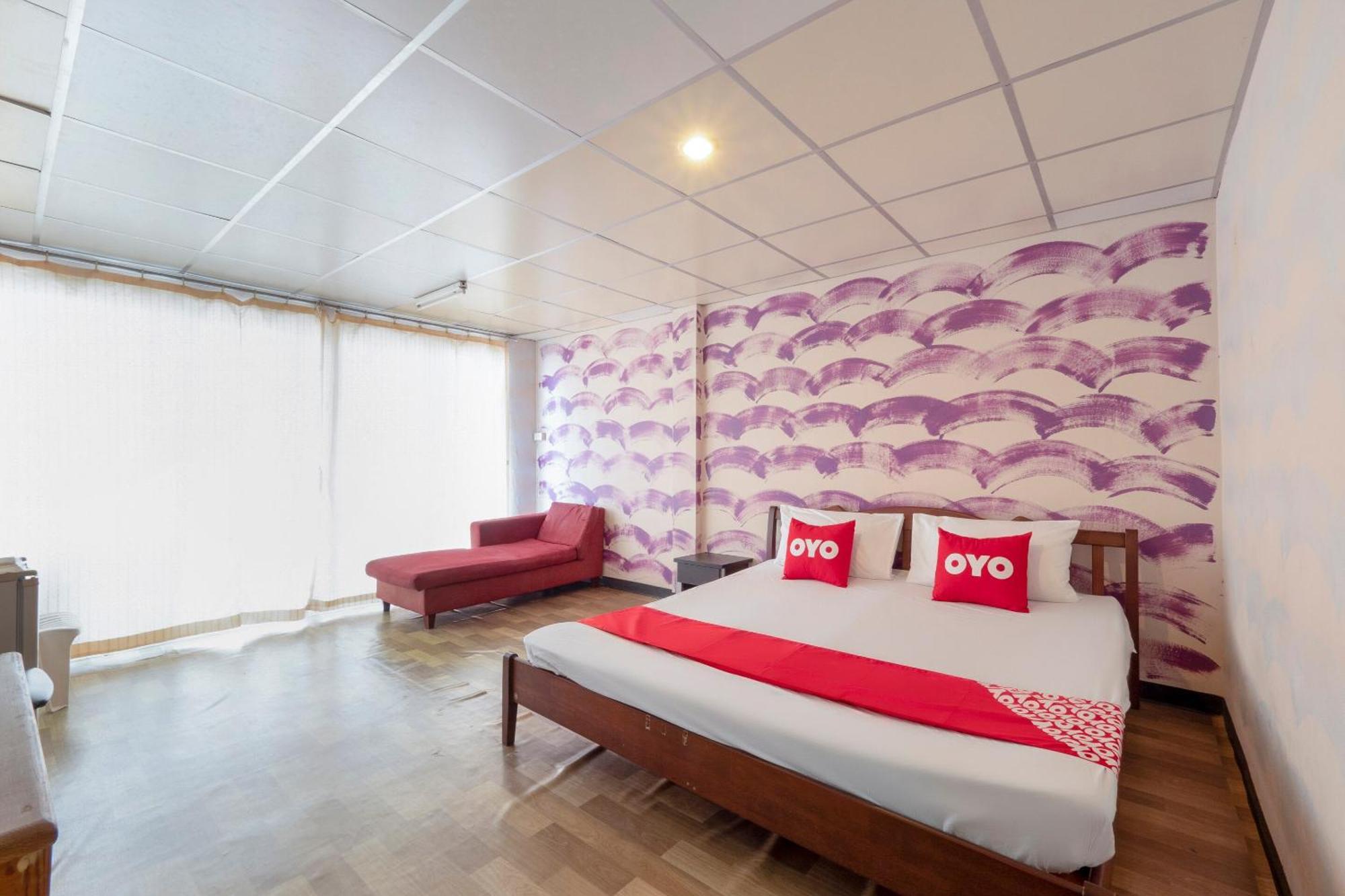 Oyo 1152 Hongpak Mint Hotel Bang Saen Bagian luar foto