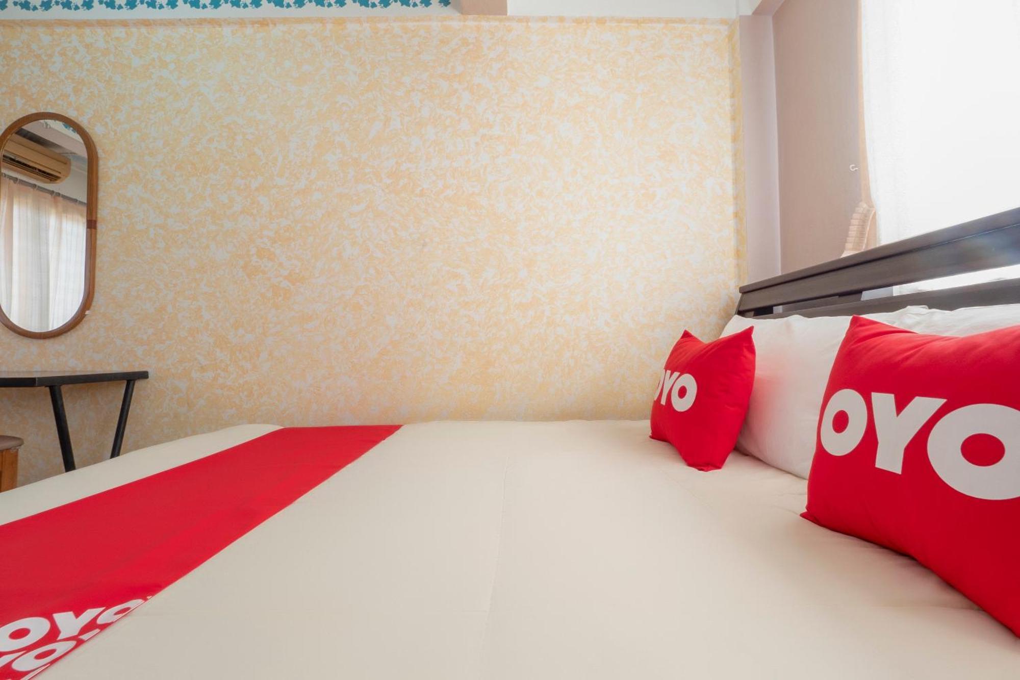 Oyo 1152 Hongpak Mint Hotel Bang Saen Bagian luar foto