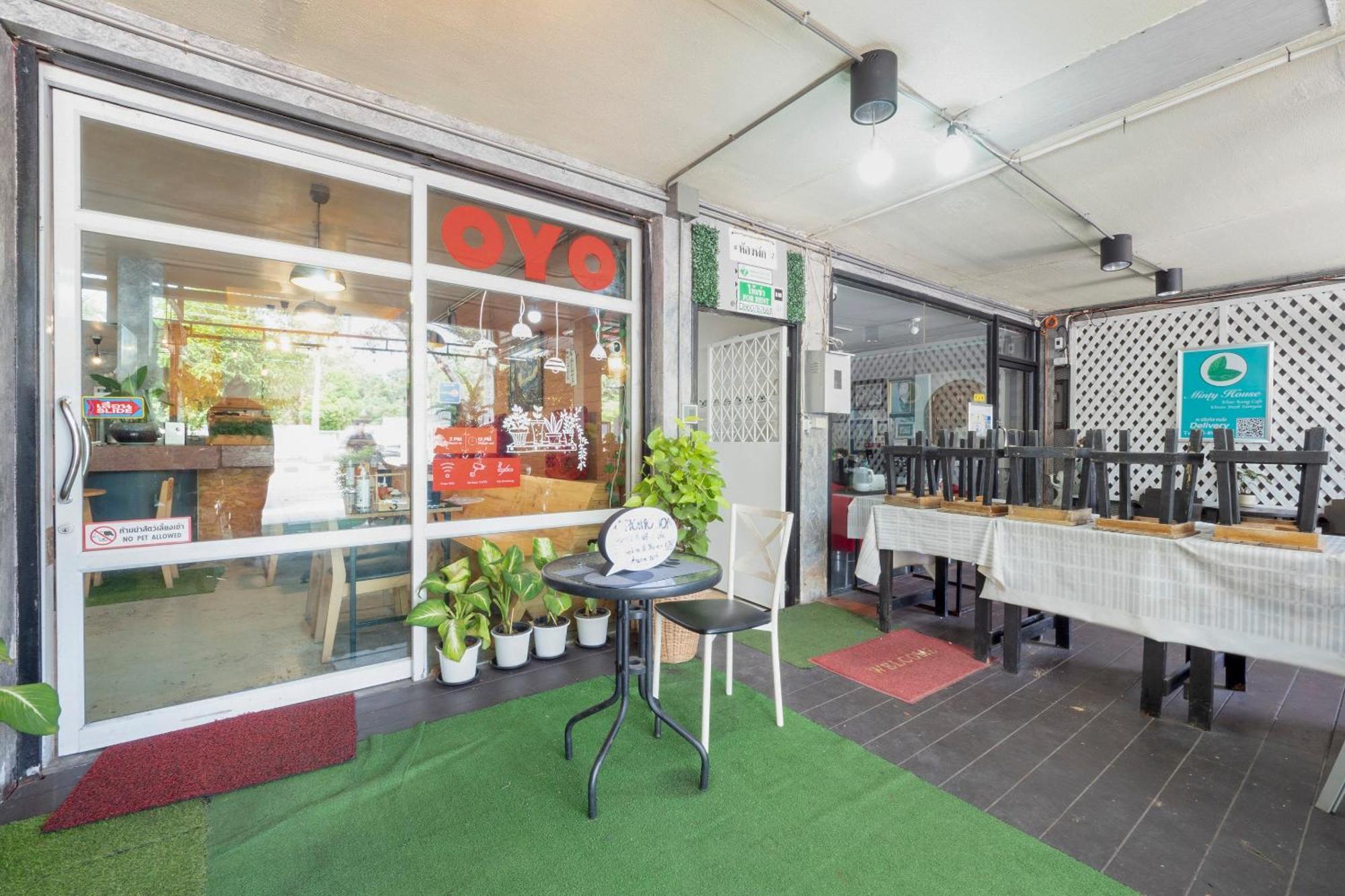 Oyo 1152 Hongpak Mint Hotel Bang Saen Bagian luar foto